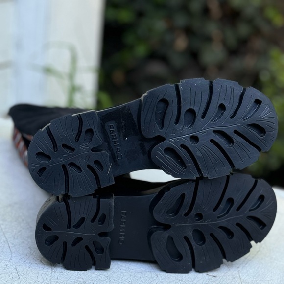 FARM Rio Boots Women's 7.5 Black Tall Suede Lug
Sole Boots with Embroidery NWOT - Picture 10 of 10